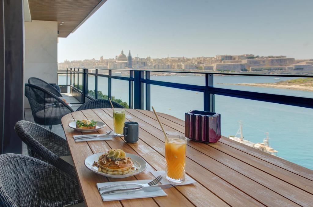 Land's End, Boutique Hotel in Sliema