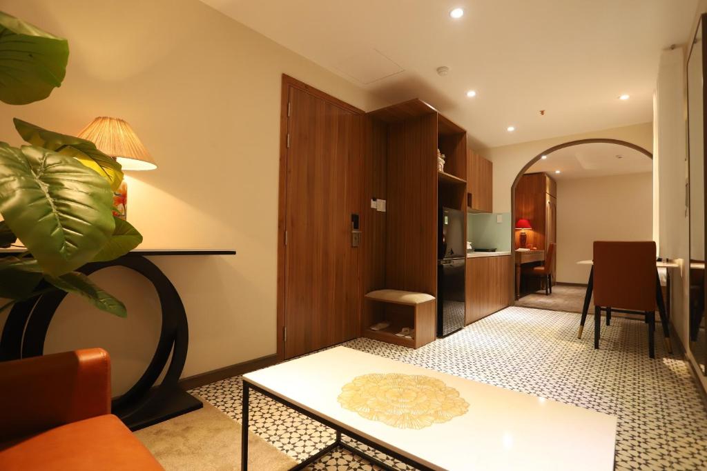 Lanura Apartments and Hotel in Ho Chi Minh City