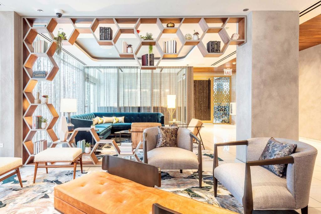 Le Meridien Essex Chicago in Chicago