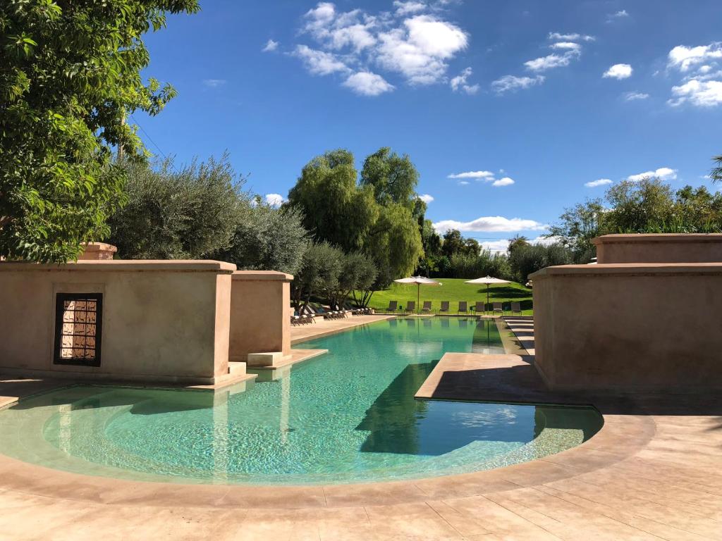 Les Deux Tours in Marrakech