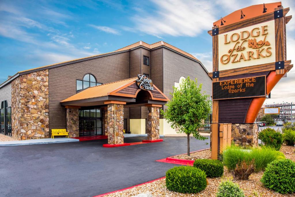 Lodge of the Ozarks in Branson