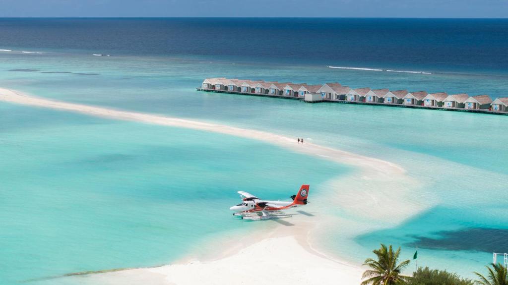 LUX* South Ari Atoll Resort & Villas in Dhigurah