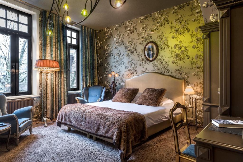 Main Street Hotel in Ypres