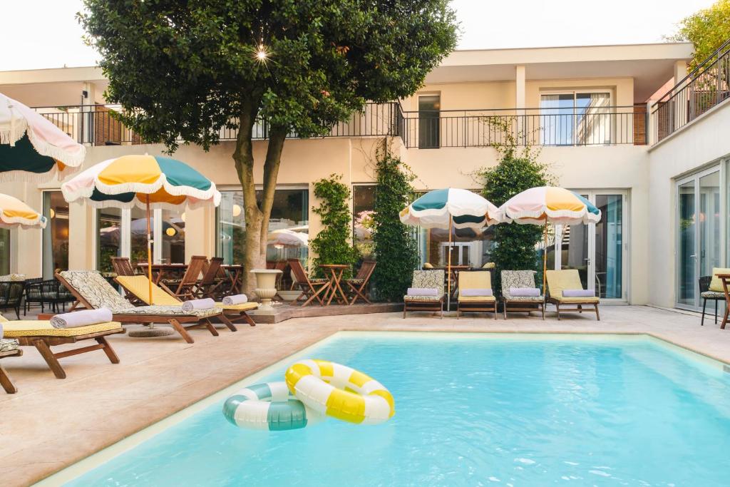 Maison des Ambassadeurs, a Small Luxury Hotels in La Rochelle