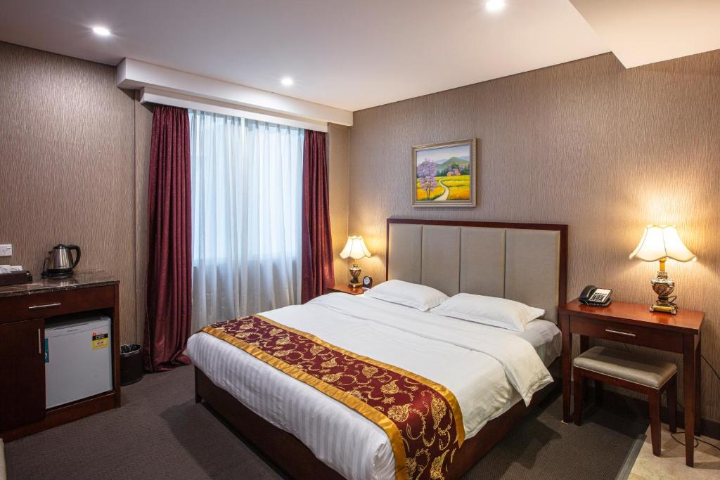 Megaboom City Hotel in Sydney