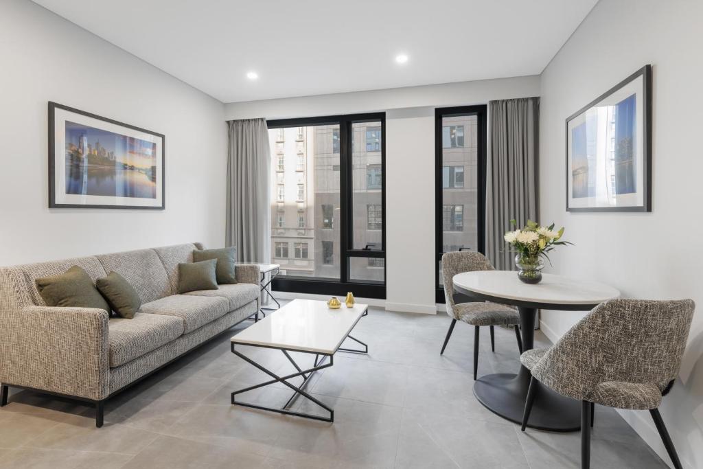 Meriton Suites Melbourne in Melbourne