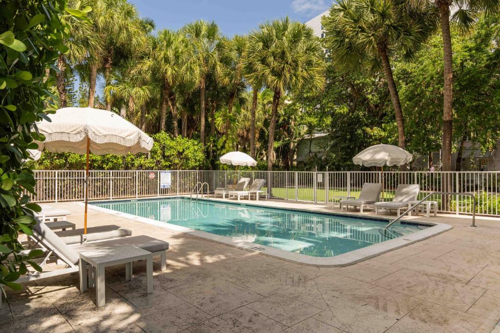 Miami River Inn by Renzzi in Miami