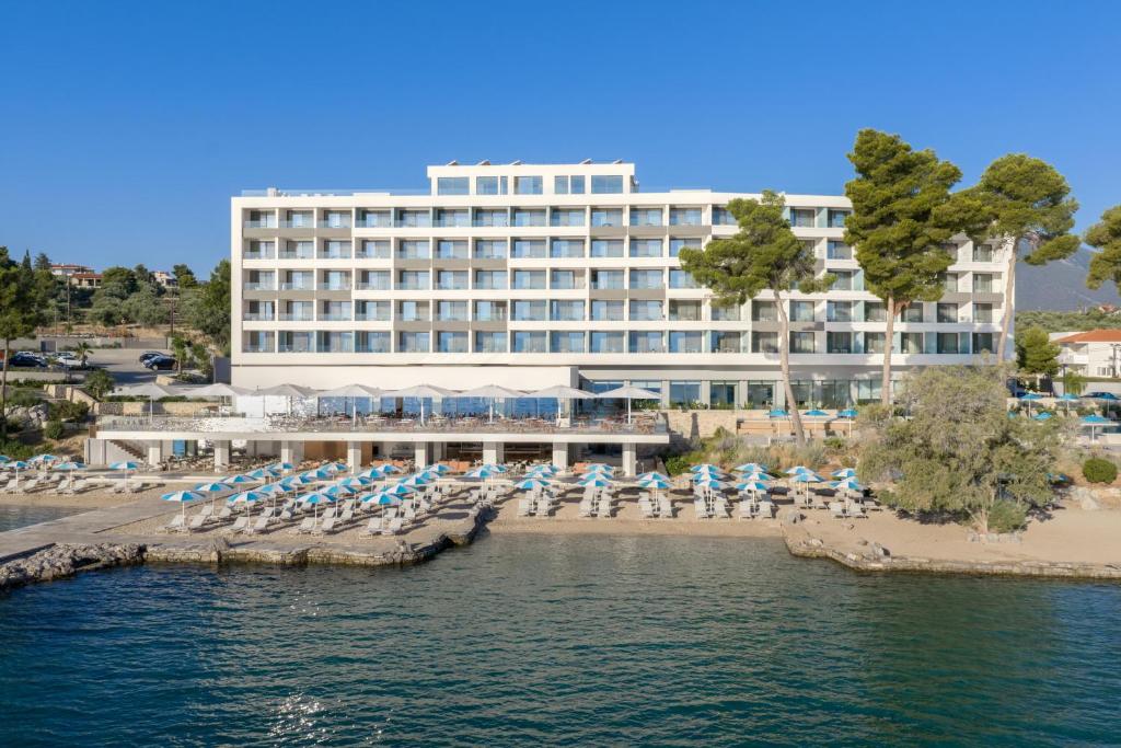 Mirage Chalkida City Resort in Chalkída