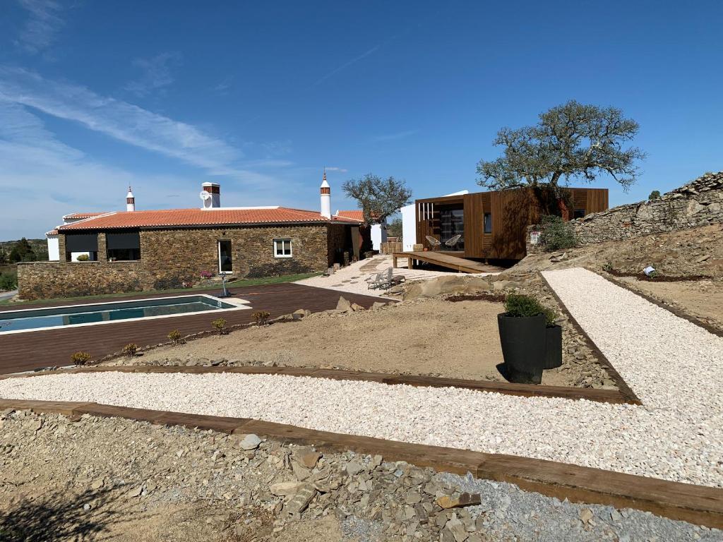 Monte Clérigo Casas de Campo in Almodôvar