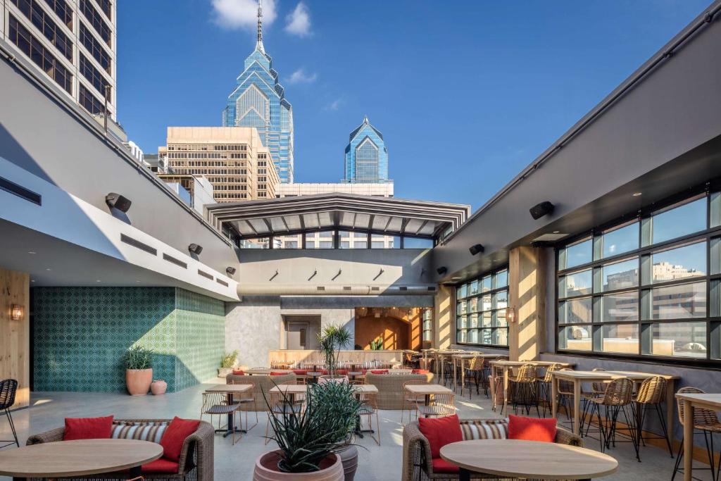 Motto by Hilton Philadelphia Rittenhouse Square in Philadelphia