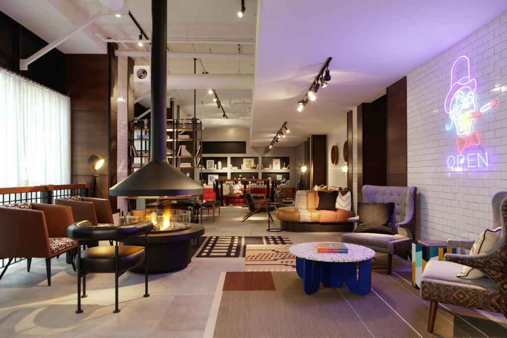 Moxy Richmond Downtown in Richmond