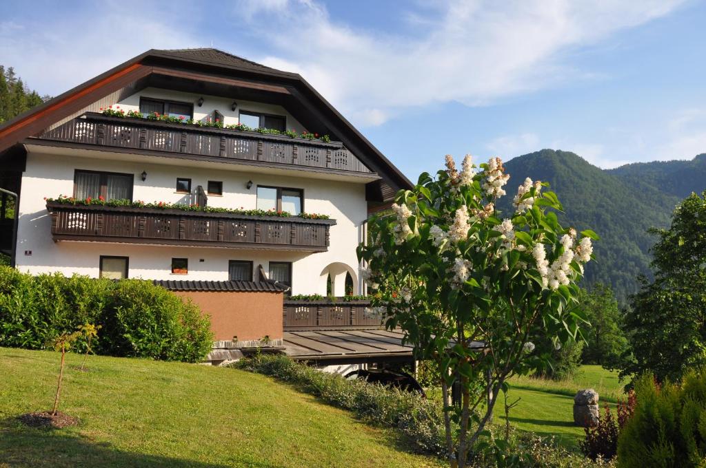 Nature Hotel Lukanc in Bled