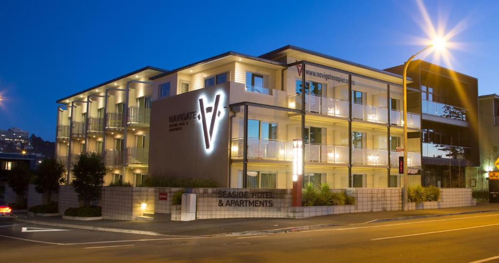 Navigate Seaside Hotel in Napier