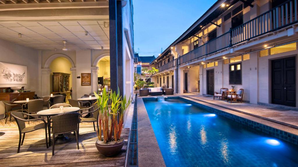 Noordin Mews in George Town