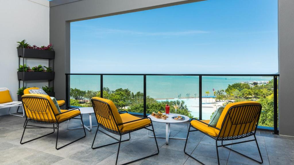 Oaks Cairns Hotel in Cairns