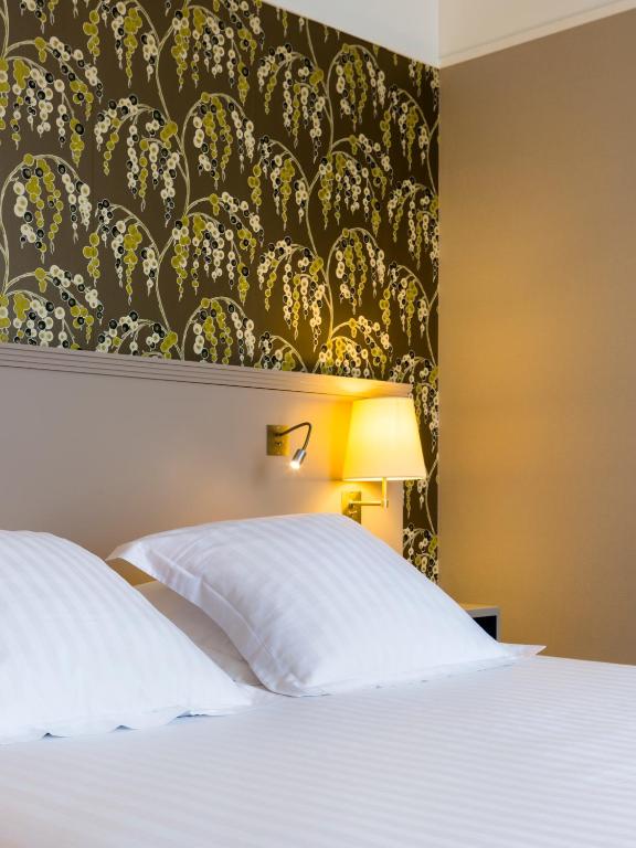 Oceania l'Hôtel de France Nantes in Nantes