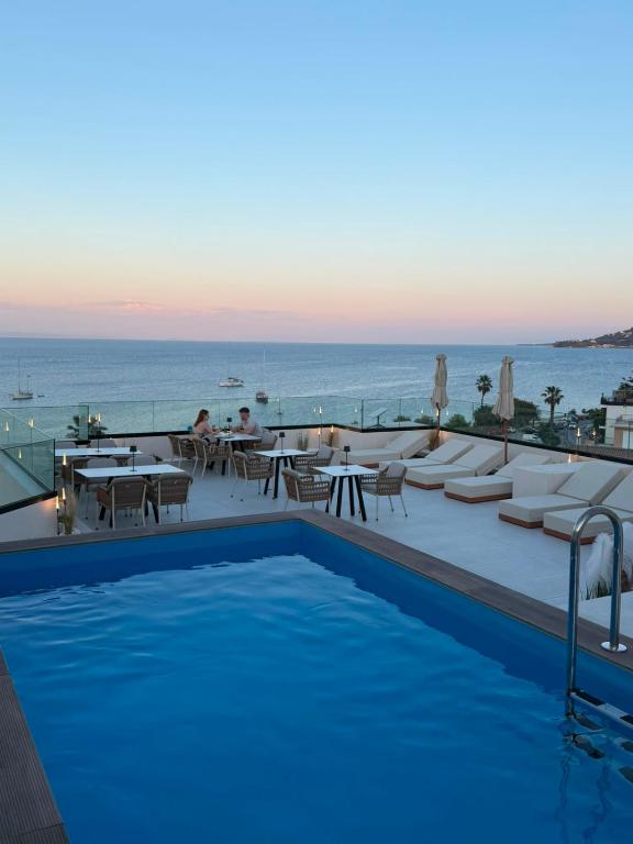 Palatino Hotel in Zakynthos Town