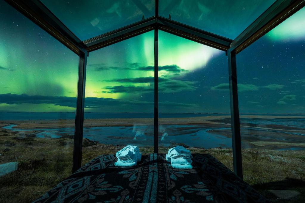 Panorama Glass Lodge WEST in Borgarnes