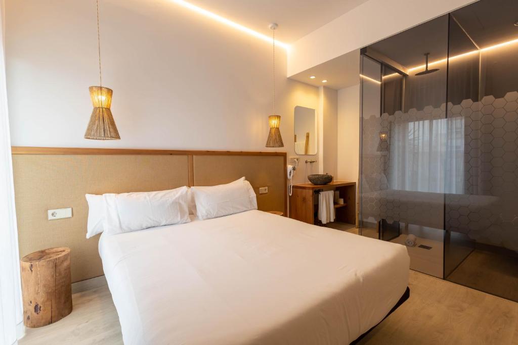 Play Hotel Ibiza - Adults Only in Ibiza Town