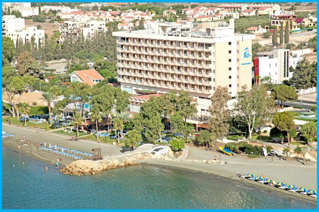 Poseidonia Beach Hotel in Limassol
