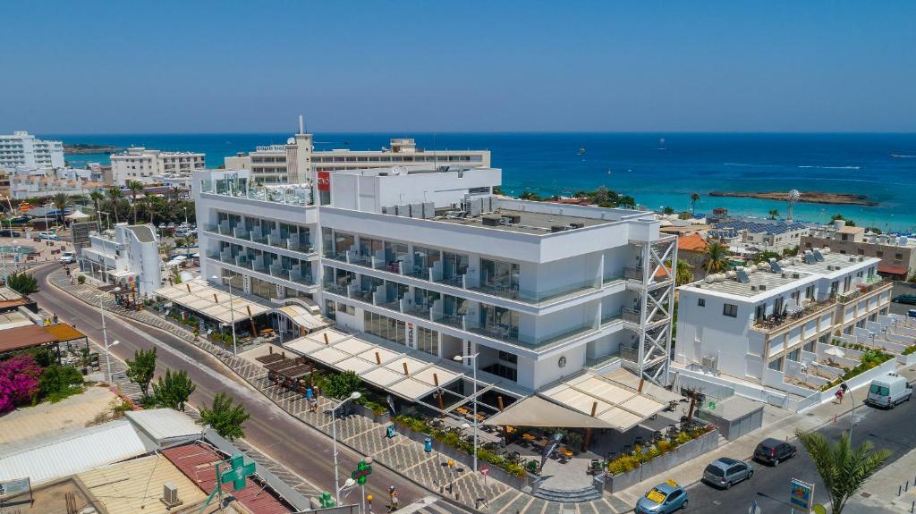 Protaras Plaza Hotel in Protaras