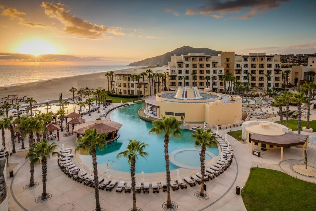 Pueblo Bonito Pacifica Golf & Spa Resort in Cabo San Lucas