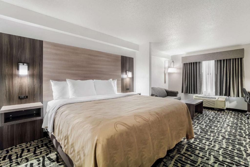 Quality Inn & Suites Augusta I-20 in Augusta