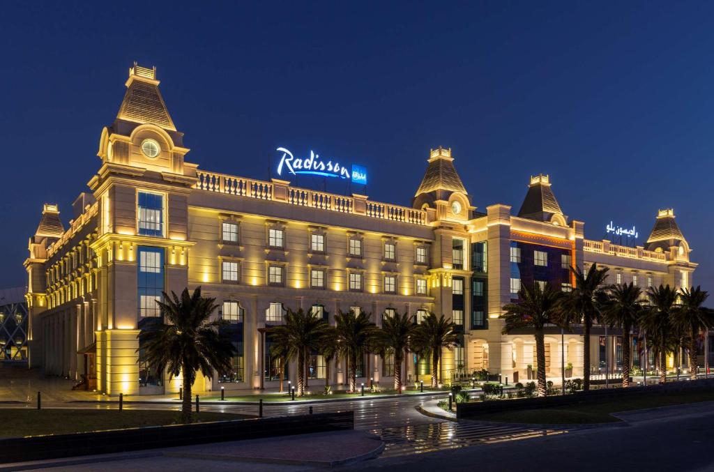 Radisson Blu Hotel, Ajman in Ajman