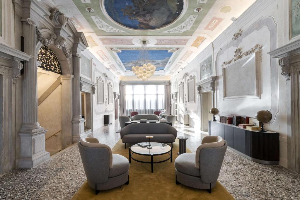 Radisson Collection Hotel, Palazzo Nani Venice in Venice