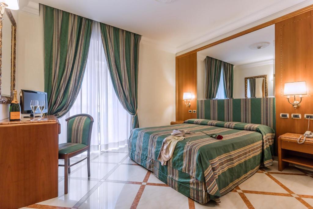 Raeli Hotel Regio in Rome