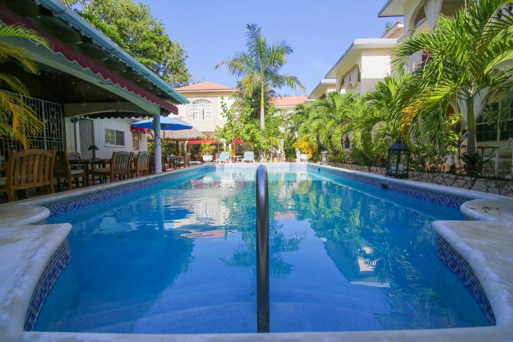 Rayon Hotel in Negril