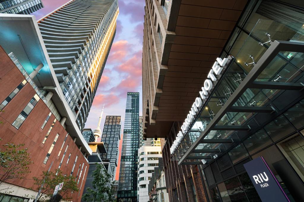 Riu Plaza Toronto in Toronto