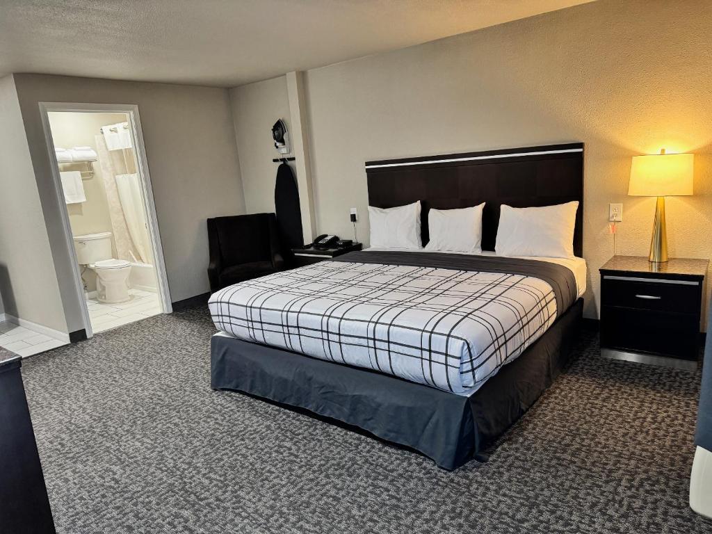 Royal Inn Eugene- Airport in Eugene