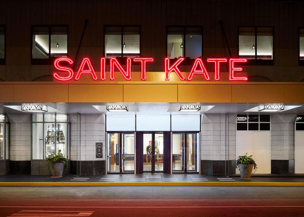 Saint Kate - The Arts Hotel in Milwaukee