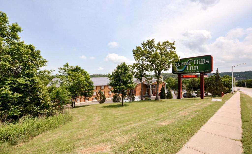 Scenic Hills Inn in Branson