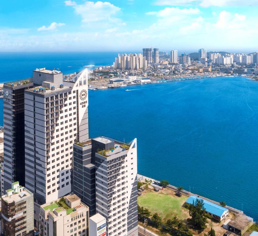 Sea Cruise Hotel in Sokcho