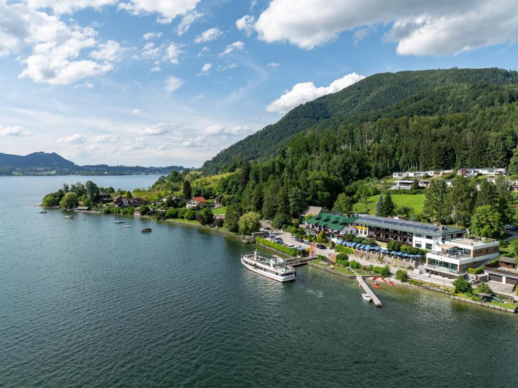Seegasthof Hois'n Wirt - Hotel mit Wellnessbereich in Gmunden