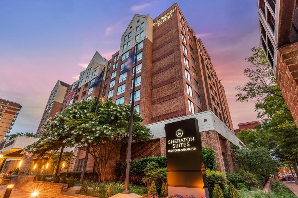 Sheraton Suites Old Town Alexandria in Alexandria