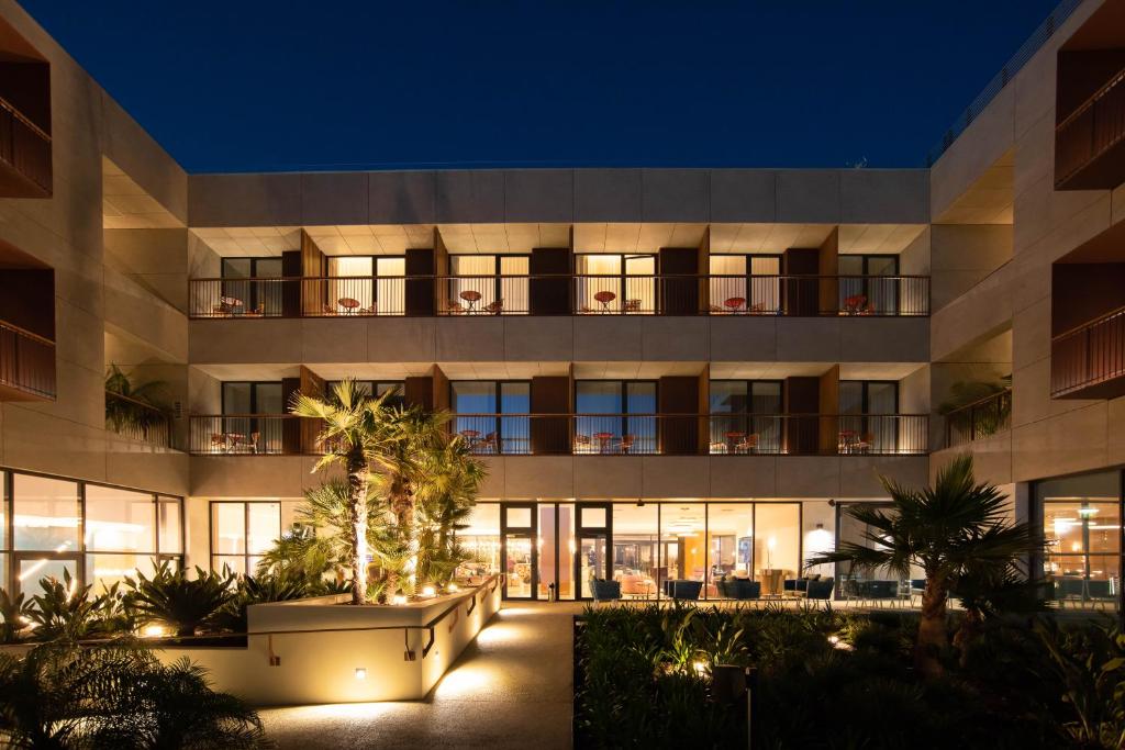 Sines Sea View Business & Leisure Hotel in Sines