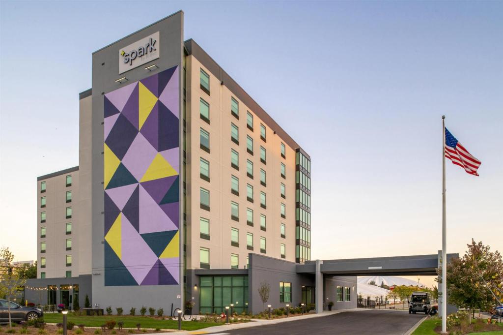 Spark By Hilton Madison Central in Madison