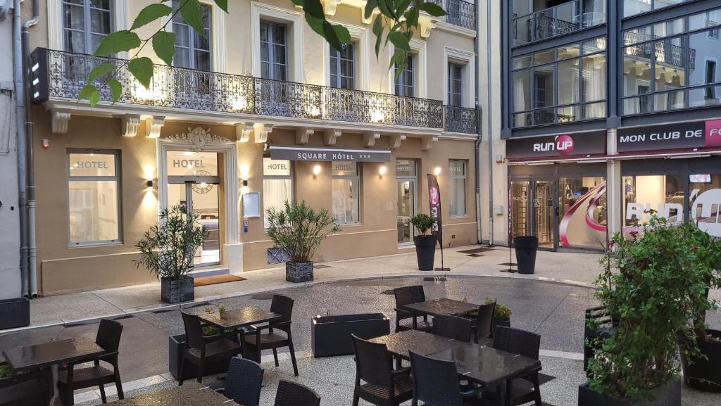 SQUARE HOTEL in Nîmes