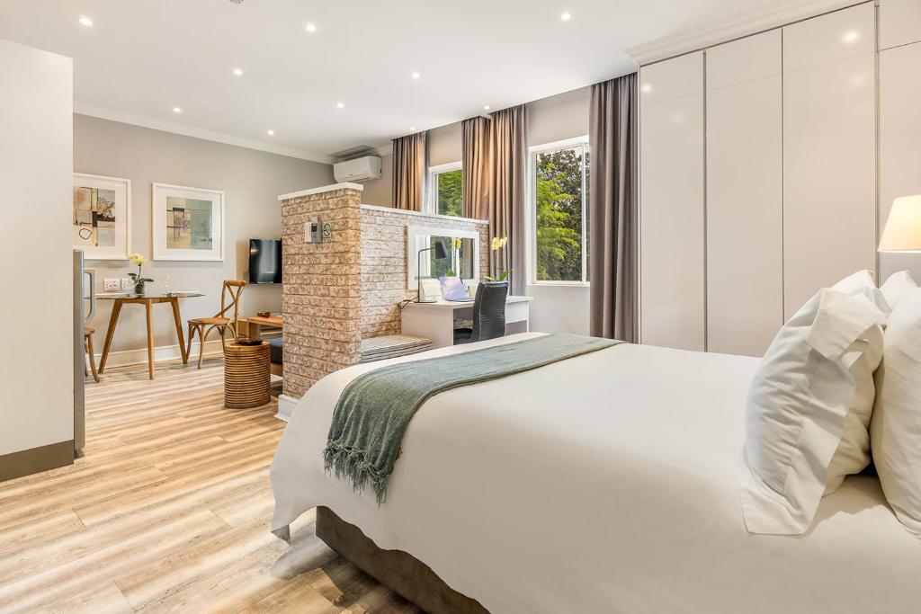 Studio Stay on Sixty6 in Johannesburg