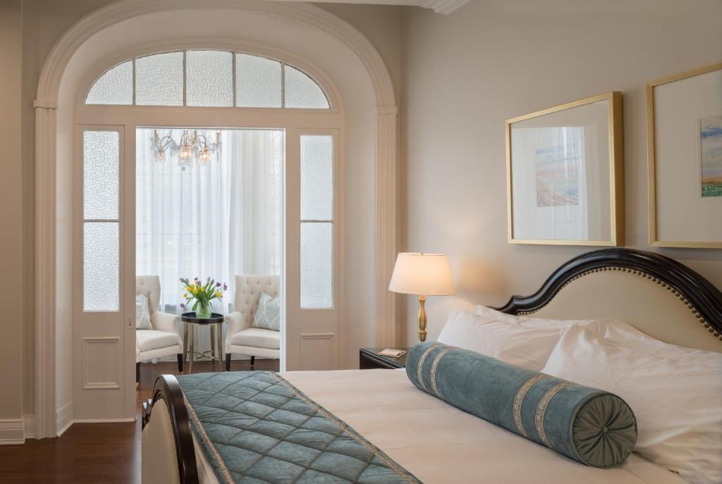 Sydney Boutique Inn & Suites in Charlottetown