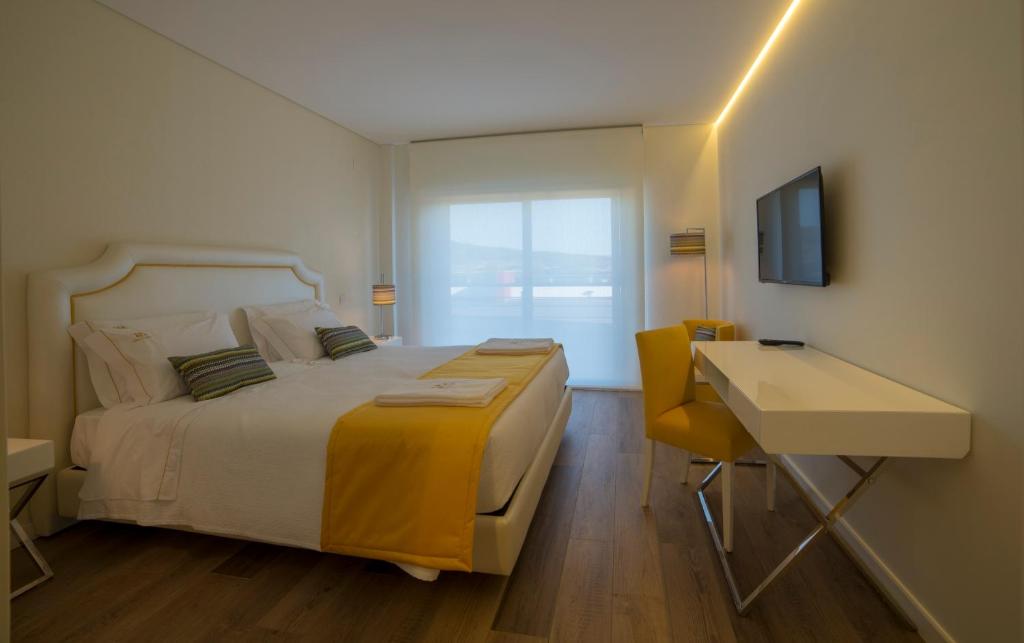 Terrace Serra Hotel in Covilhã