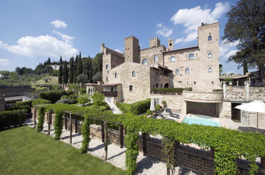 TH Perugia - Castello Di Monterone in Perugia