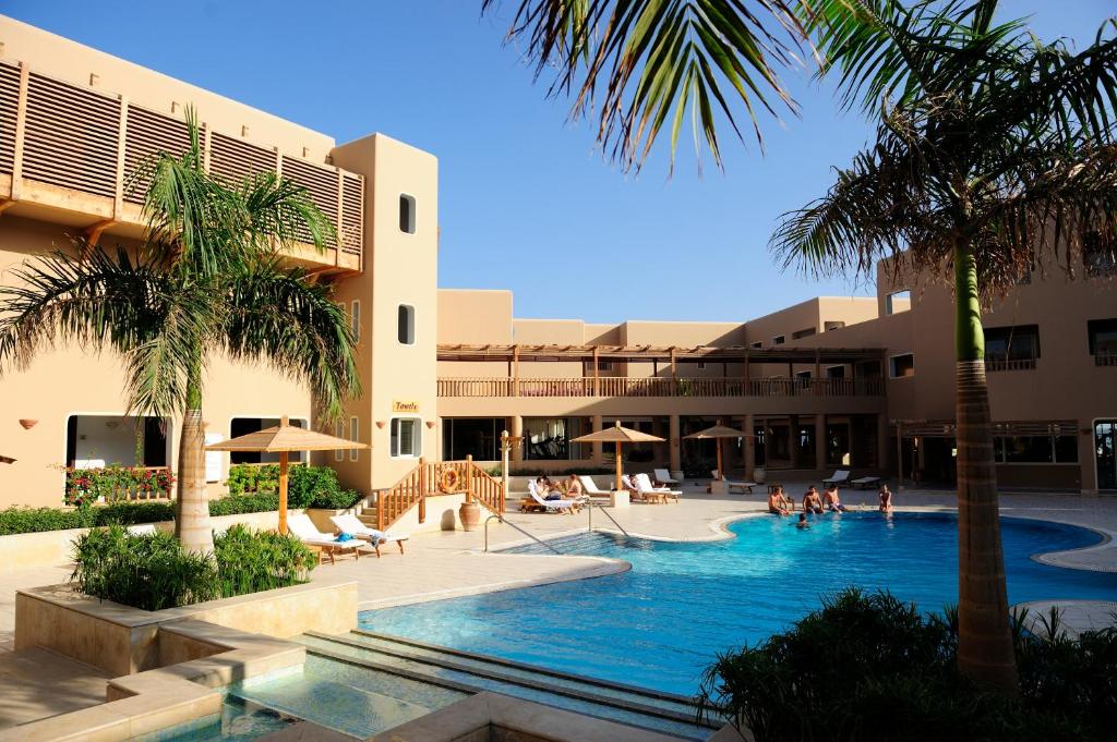 The Breakers Diving and Surfing Lodge Soma Bay in Soma Bay