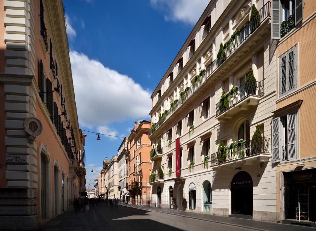 The First Dolce - Preferred Hotels & Resorts in Rome