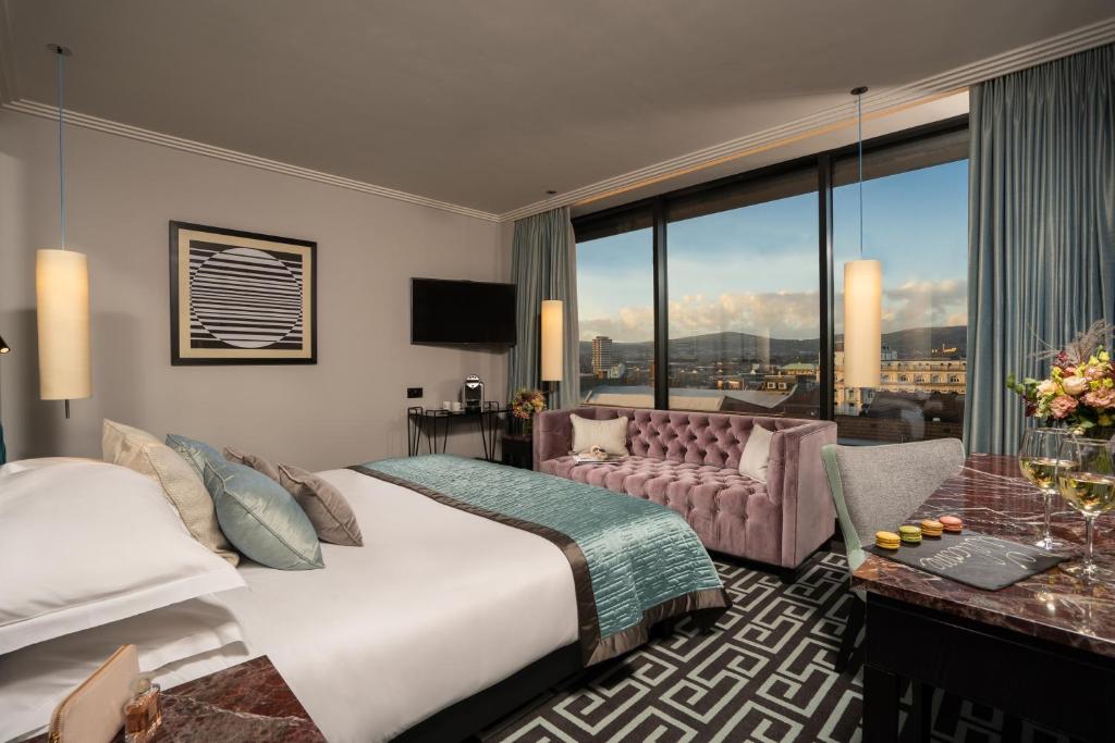 The Fitzwilliam Hotel Belfast in Belfast