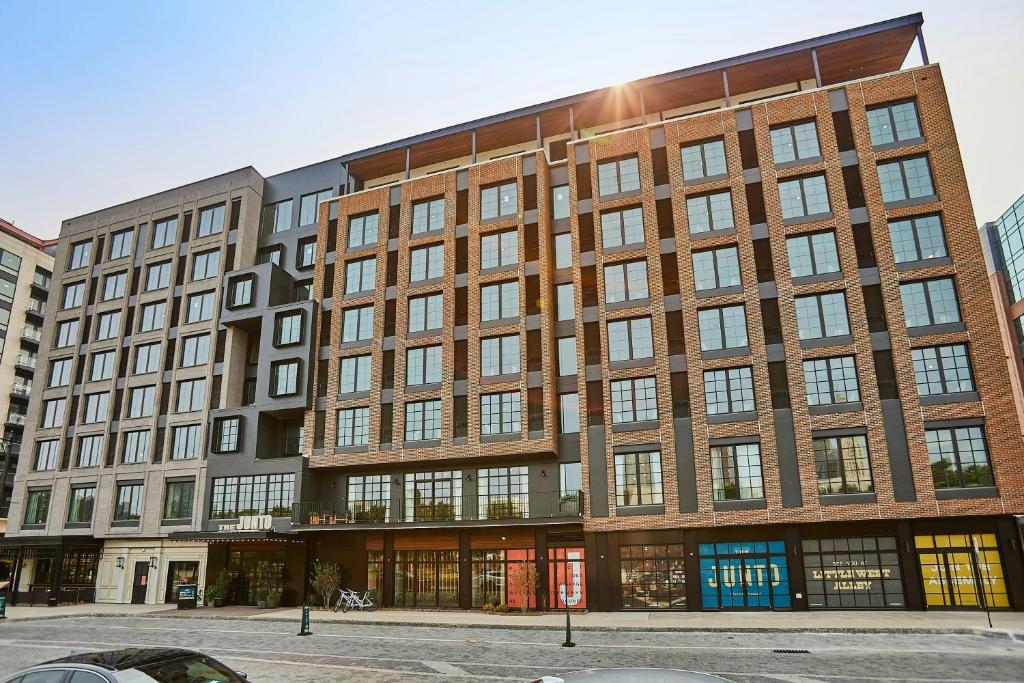 The Junto Hotel in Columbus
