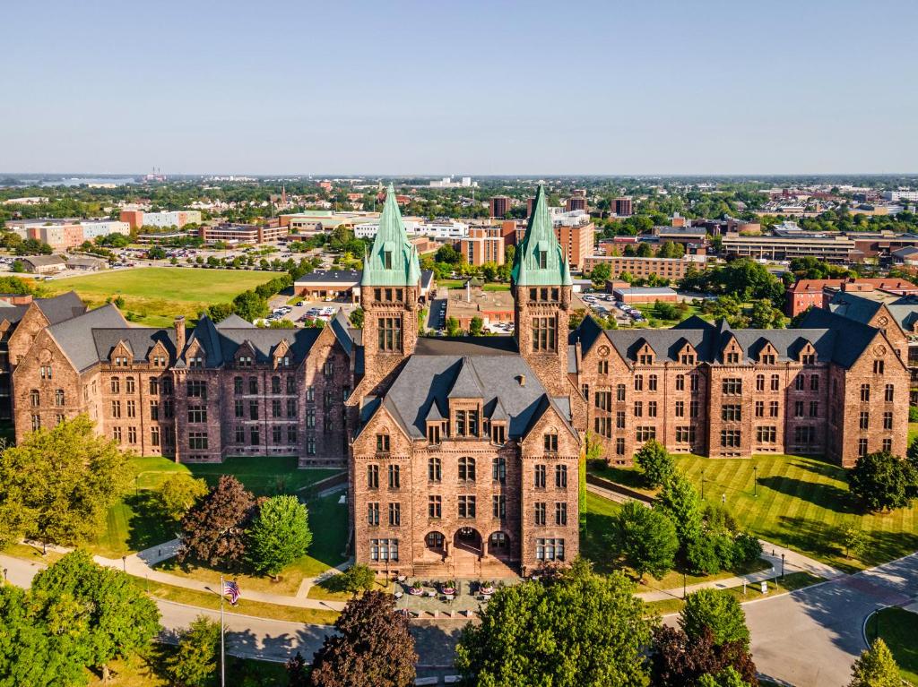The Richardson Hotel in Buffalo